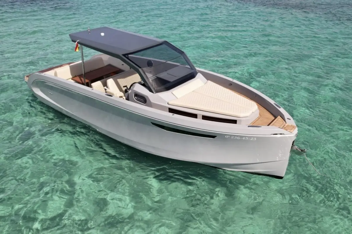 Rand Escape 30, exterior — Monaco Lux Yachts, Monaco