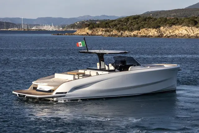 Solaris 44 — Monaco Lux Yachts, Monaco
